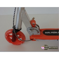 DUAL PEDAL SCOOTER    (Trottinette)
